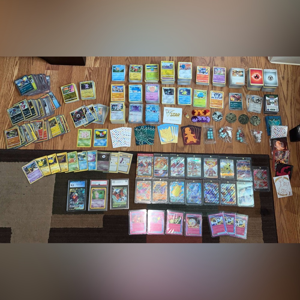 Thousands of Pokémon cards. Fantastic condition!